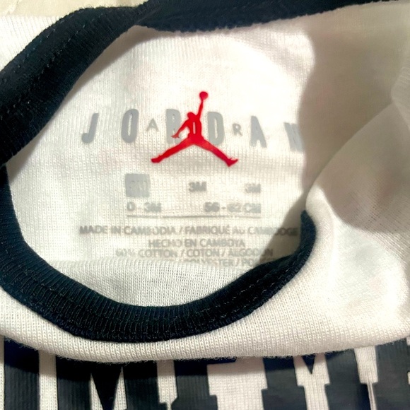 Jordan Jumpman Onesie - Picture 2 of 3